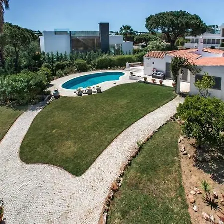 Villa Sleeps 6 Pool Air Con T630467