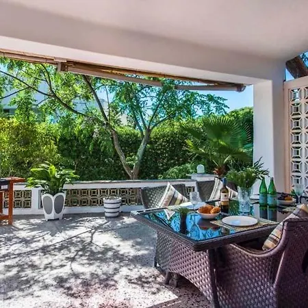 Villa Sleeps 6 Pool Air Con T630467 Vale do Lobo