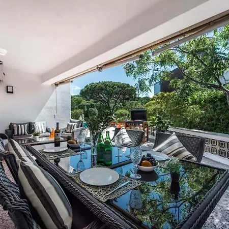 Sleeps 6 Pool Air Con T630467