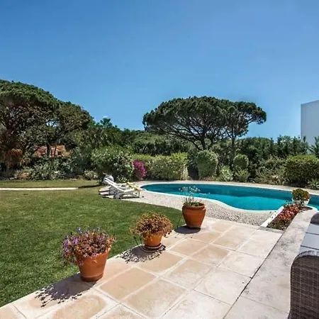 Villa Sleeps 6 Pool Air Con T630467 Vale do Lobo
